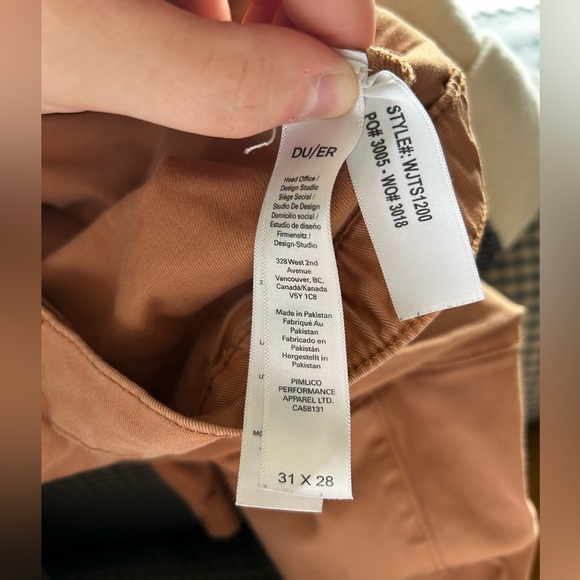 Duer “Live Free High Rise Jogger” size 31x28 - Picture 4 of 4